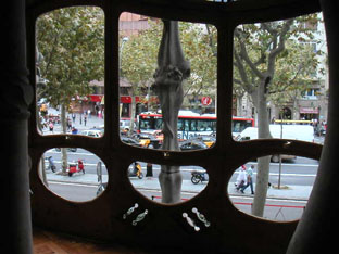 Casa Battlo pohled ven